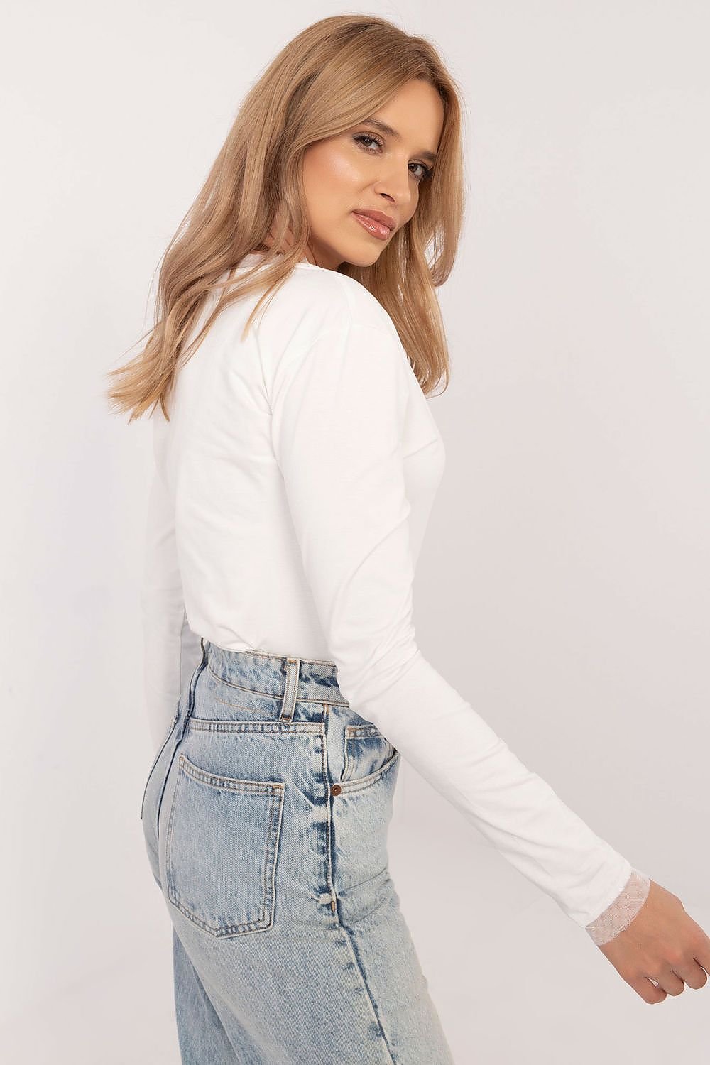 Palaidinė factory price smėlio spalvos – moteriškas drabužis