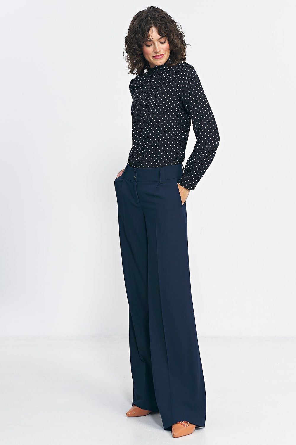 Marškiniai ilgomis rankovėmis nife juodi – moteriškas drabužis