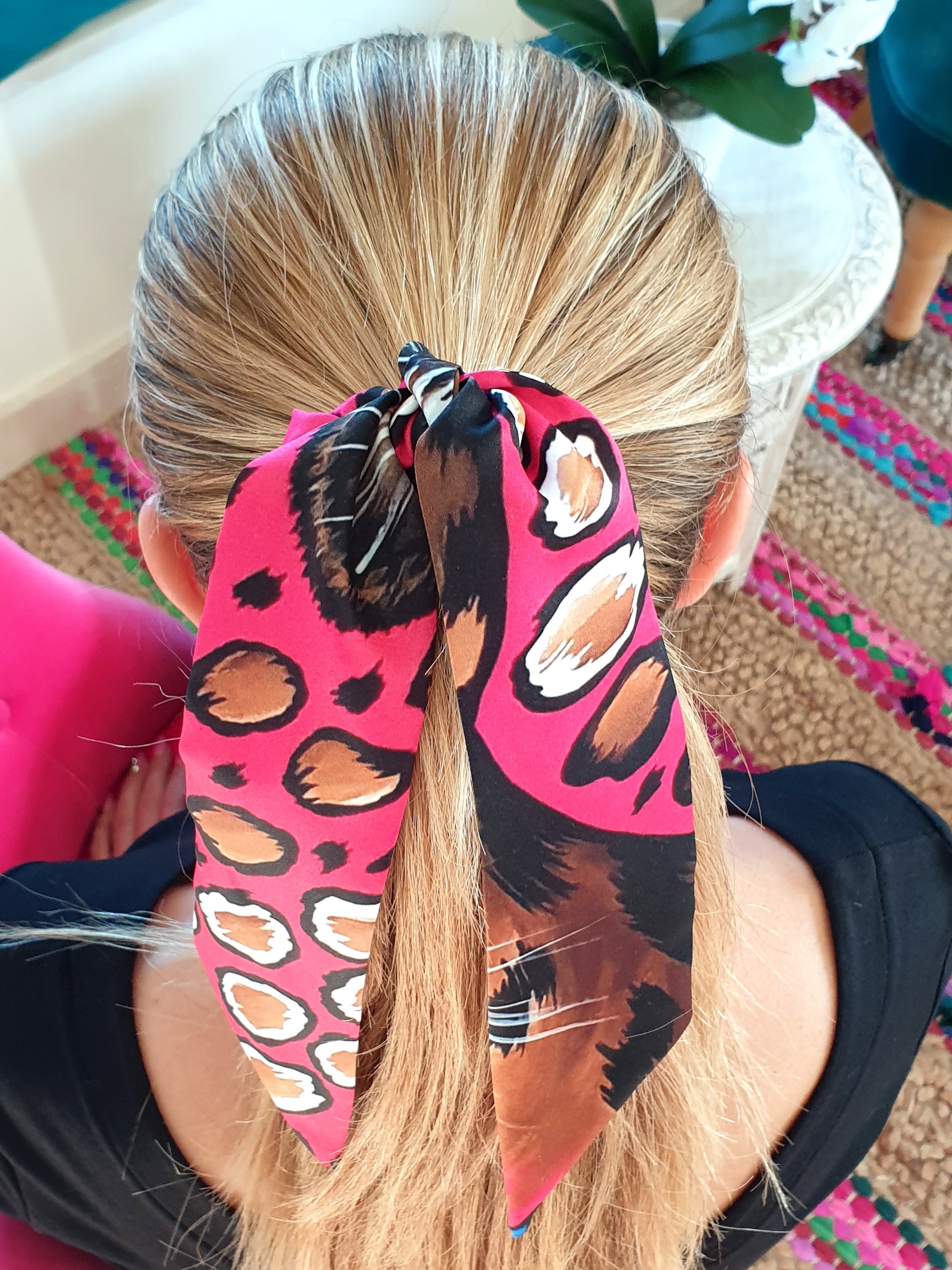 Candy leopard raištis plaukams – moteriškas drabužis