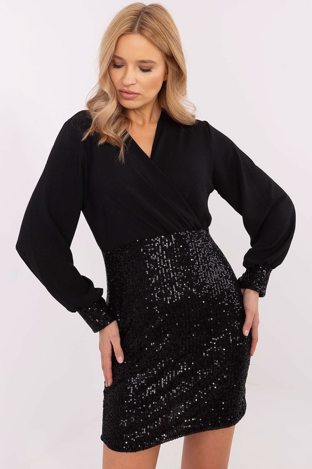 Trumpa suknelė italy moda juoda – moteriškas drabužis