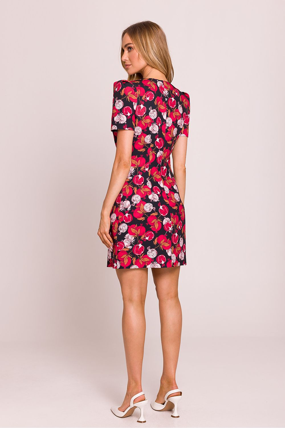 Daydress Moe.